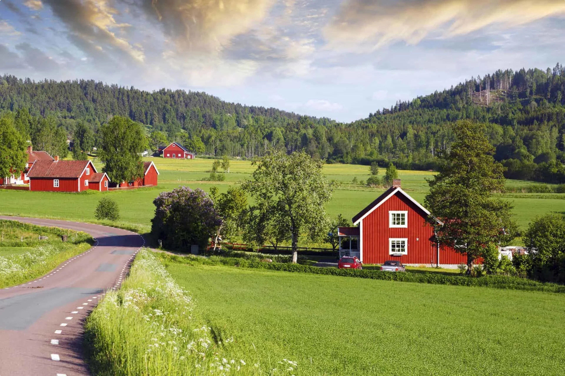 Sweden-countryside-iStock-173274992
